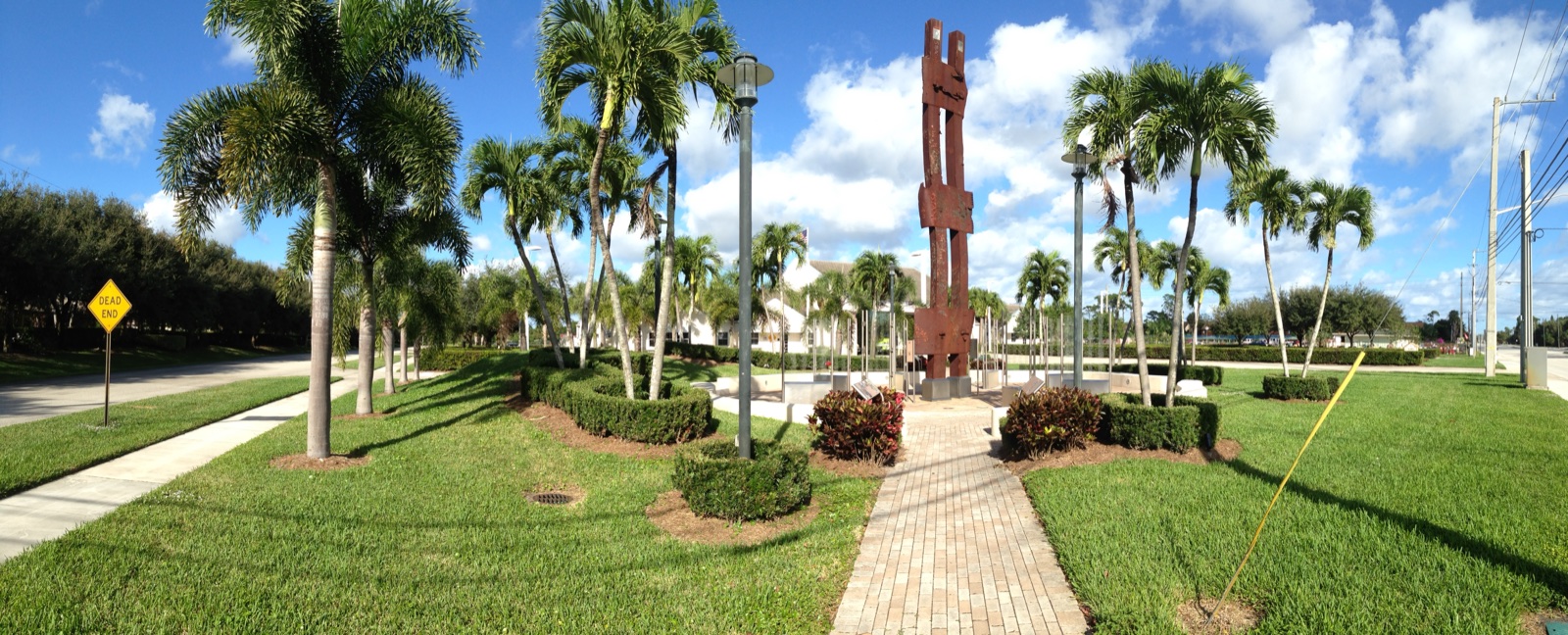 Palm-lined public space in Palm Beach Gardens, Florida